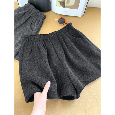 松紧腰a字毛呢短裤女2025