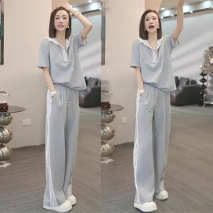 宽松百搭上衣 T恤女士新款 2025夏季 设计感半拉链蕾丝拼接连帽短袖