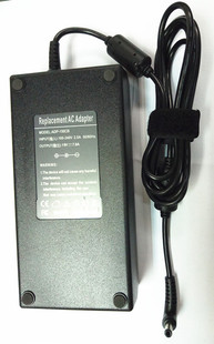 TX6 适用神舟战神T6 CT5DT笔记本电源适配器19.5V7.89A X5S