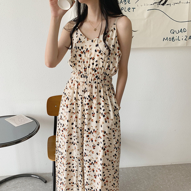 小番茄 实拍 韩国chic 夏季新款时尚格子V领收腰吊带连体裤