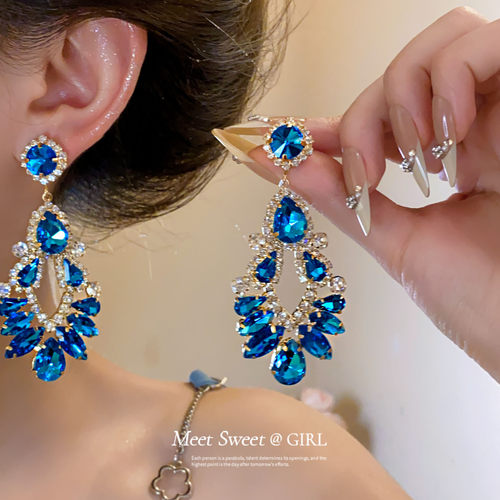 复古宫廷风镶钻水滴耳环