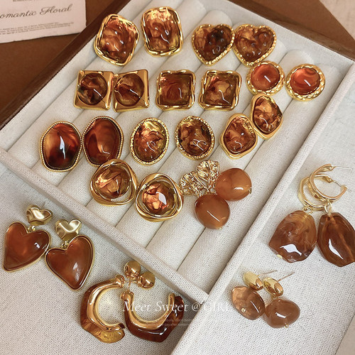 美拉德咖色复古耳环女