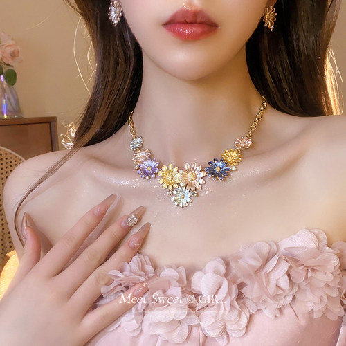 彩色滴油雏菊花朵项链