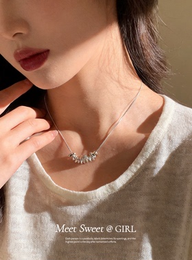 简约银色小众设计感女
