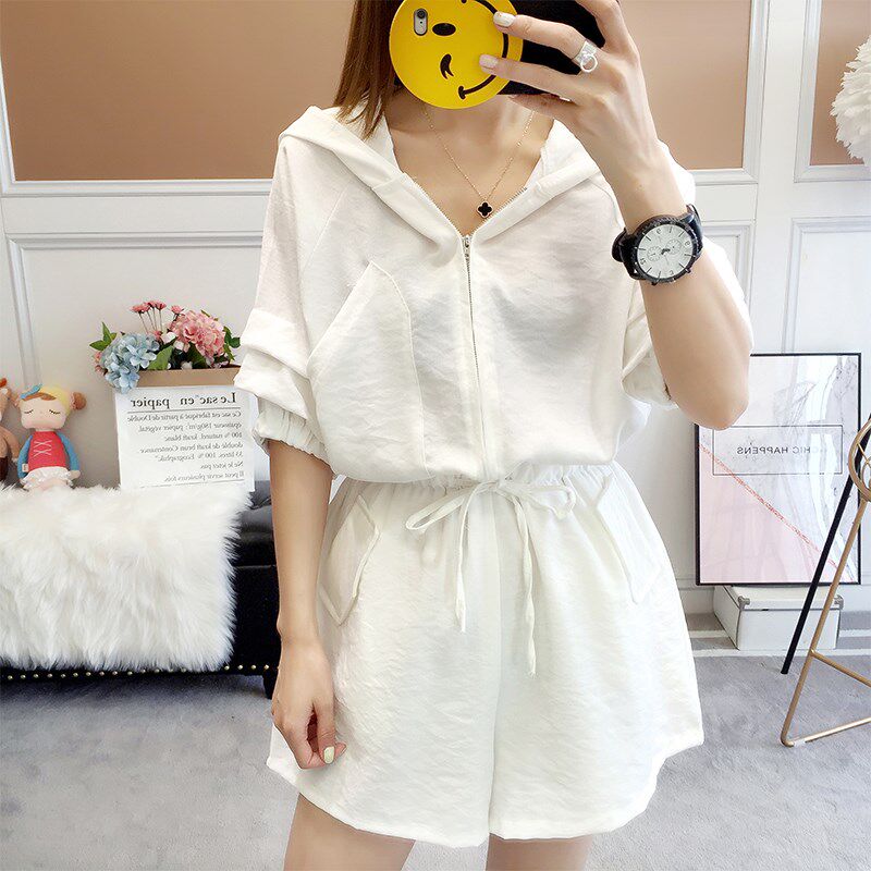 on vacation Jumpsuits suit 2019 Korean Edition Frenum Broad leg Coveralls shorts Paige Show thin Easy Jumpsuitin the Women's clothing/Boutique , Pants , Casual pants  category - from Buy2taobao.com to provide professional Taobao agent buy service