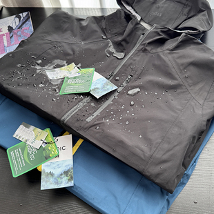 德单防风防雨全压胶内里户外男女硬壳冲锋衣外套腋下拉链S00606