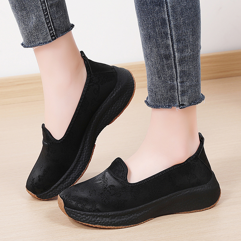 一脚蹬软底女鞋黑色工作鞋平底