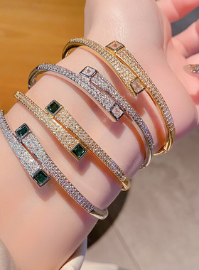 简约设计感线条手镯轻奢