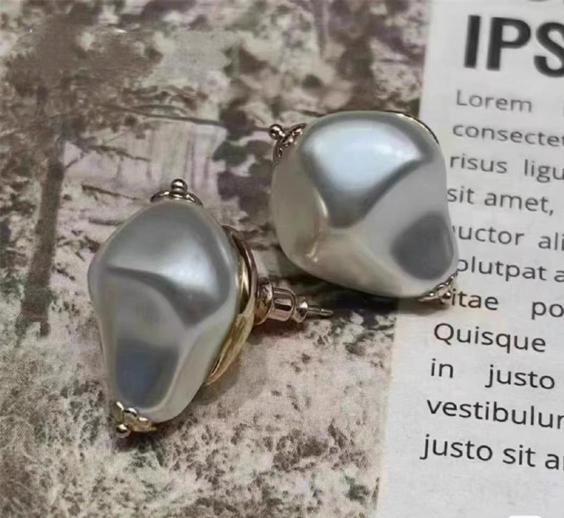 季阿玛施新颖官网2024新款耳饰巴洛克不规则气质珍珠耳钉耳环饰品