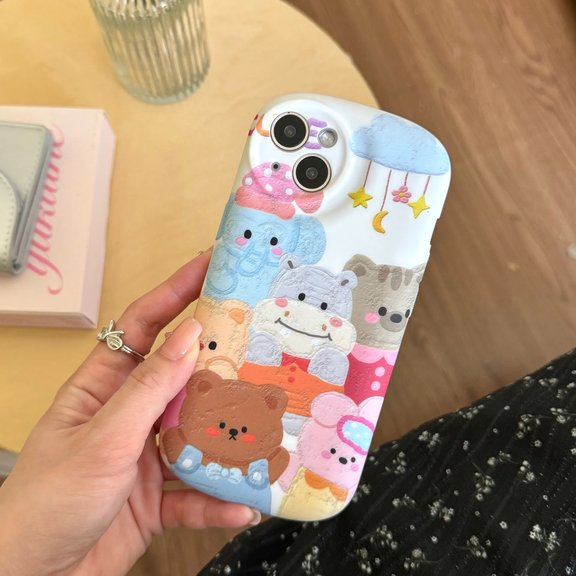 油画可爱卡通动物适用iPhone16pro max苹果17手机壳15/14软壳椭圆