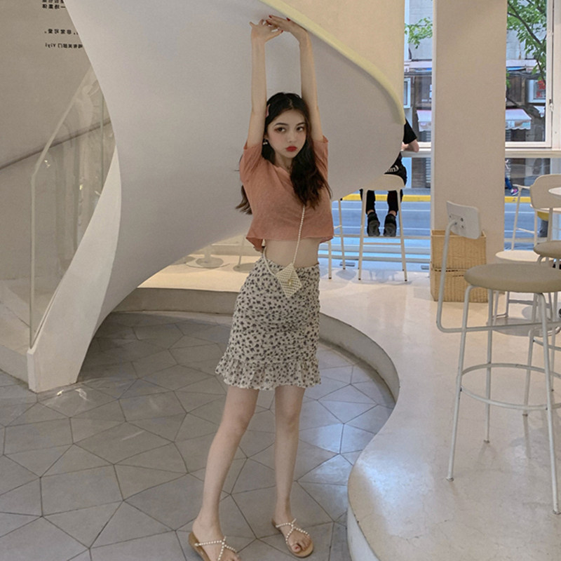 半身裙韩版高腰荷叶边短裙 鱼尾包臀雪纺碎花女夏季2020年新款 百在类目 女装/女士精品, 半身裙中 - 来自Buy2taobao.com提供专业的淘宝代购服务