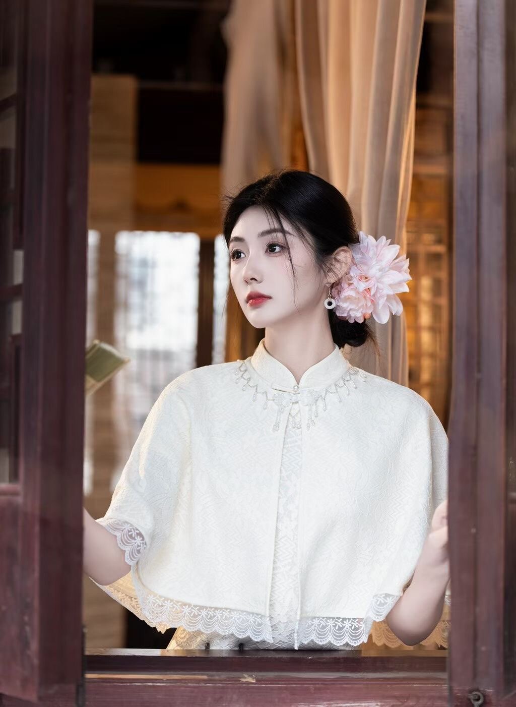 高级感少女旗袍斗篷2026年春夏季纯色新款民国旗袍长款改良连衣裙图片