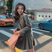 Mùa xuân mới 2019 phiên bản Hàn Quốc của bộ vest nhỏ phù hợp với áo khoác xếp li nữ tính năng đa năng lưới mắt cáo OL đi lại - Business Suit