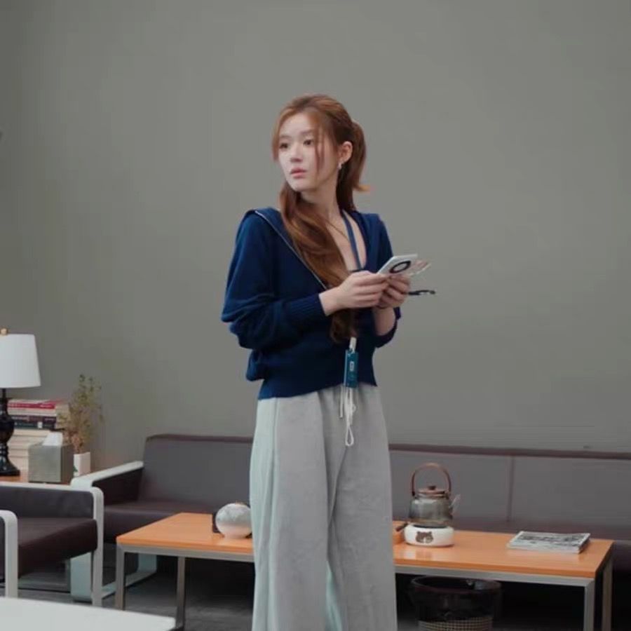 尤登同款耀眼赵露思许妍拉链连帽蓝色毛衣外套针织开衫短款上衣