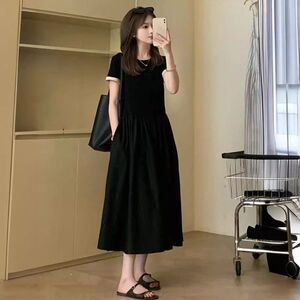 中新款连衣裙减龄瘦长裙拼黑色夏季接收撞色女腰显通勤气质设计感