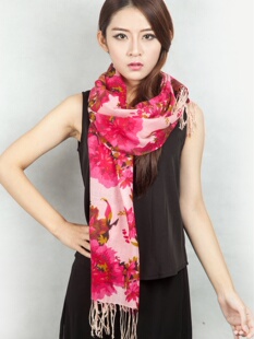 特价清仓内蒙古纯羊毛围巾女秋冬印花保暖围巾披肩两用 东北大花