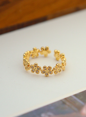 新款时尚精致锆石花朵戒指女小众设计气质百搭复古高级感指环首饰