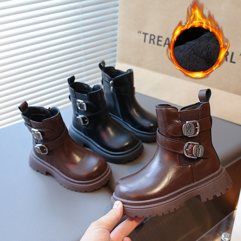 2026年冬季加绒新款童鞋男童帅气马丁靴英伦风保暖女童软底机车靴