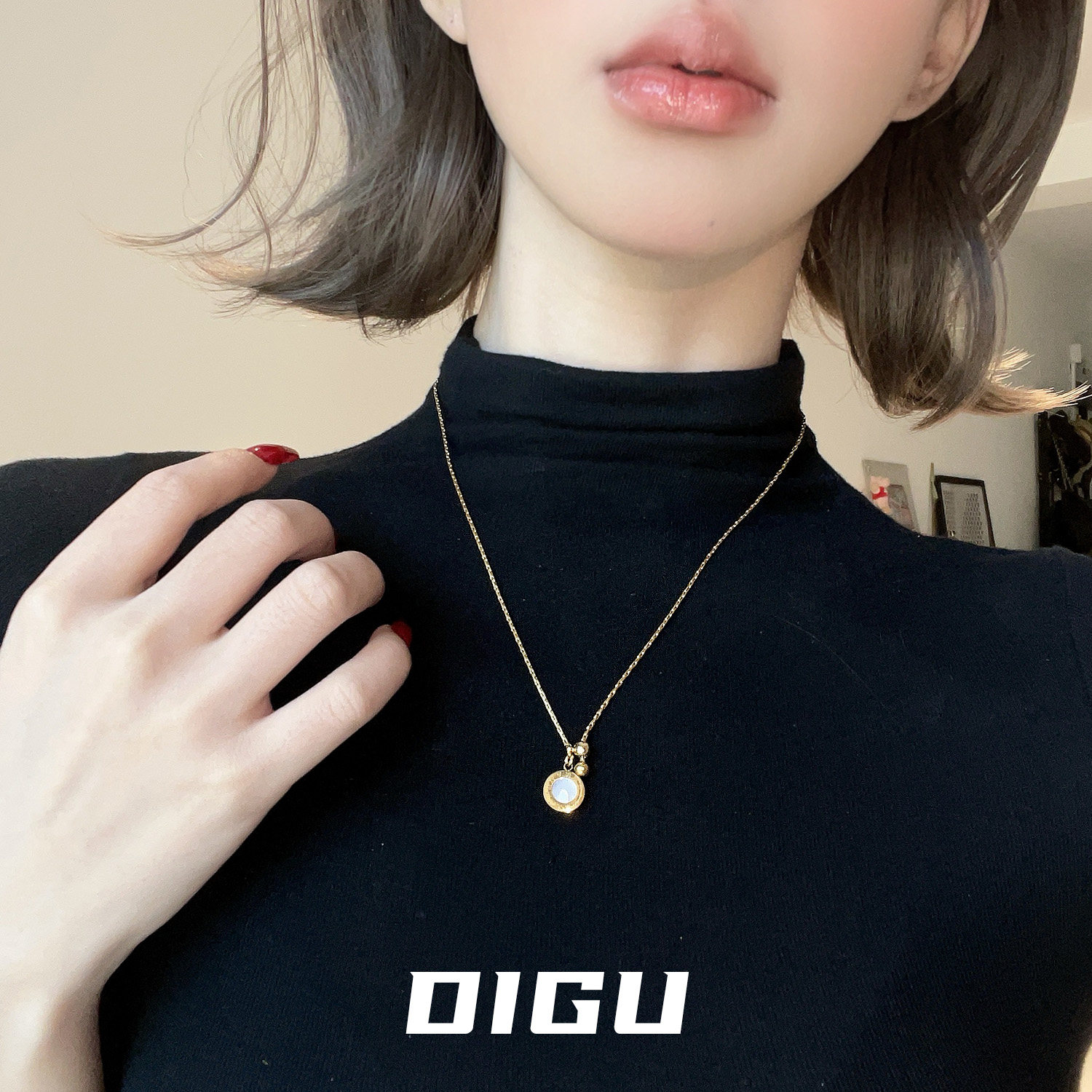 复古黑白双面罗马数字圆盘项链