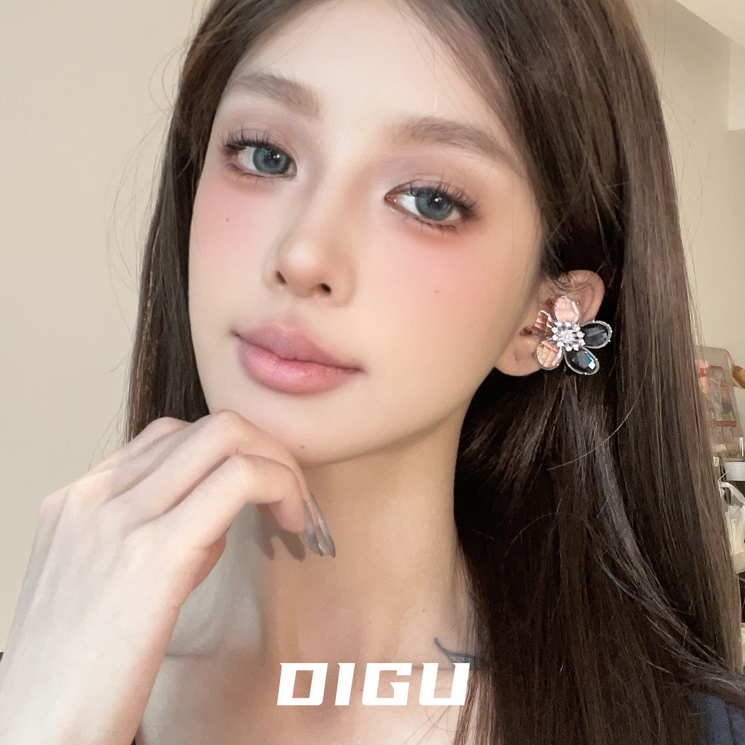 DIGU气质轻奢水晶花朵耳夹女高级感清透花花无耳洞耳骨夹百搭耳饰