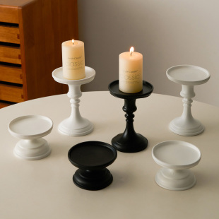 ins复古烛台拍照摆件 氛围感罗马柱法式香薰台黑色白色餐桌装饰