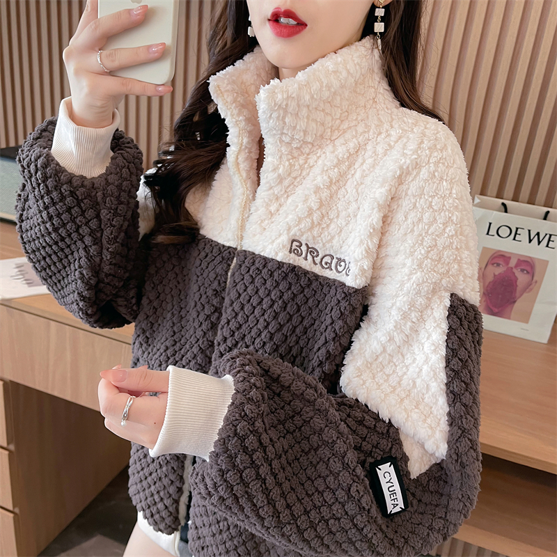 小个子羊羔毛撞色外套女