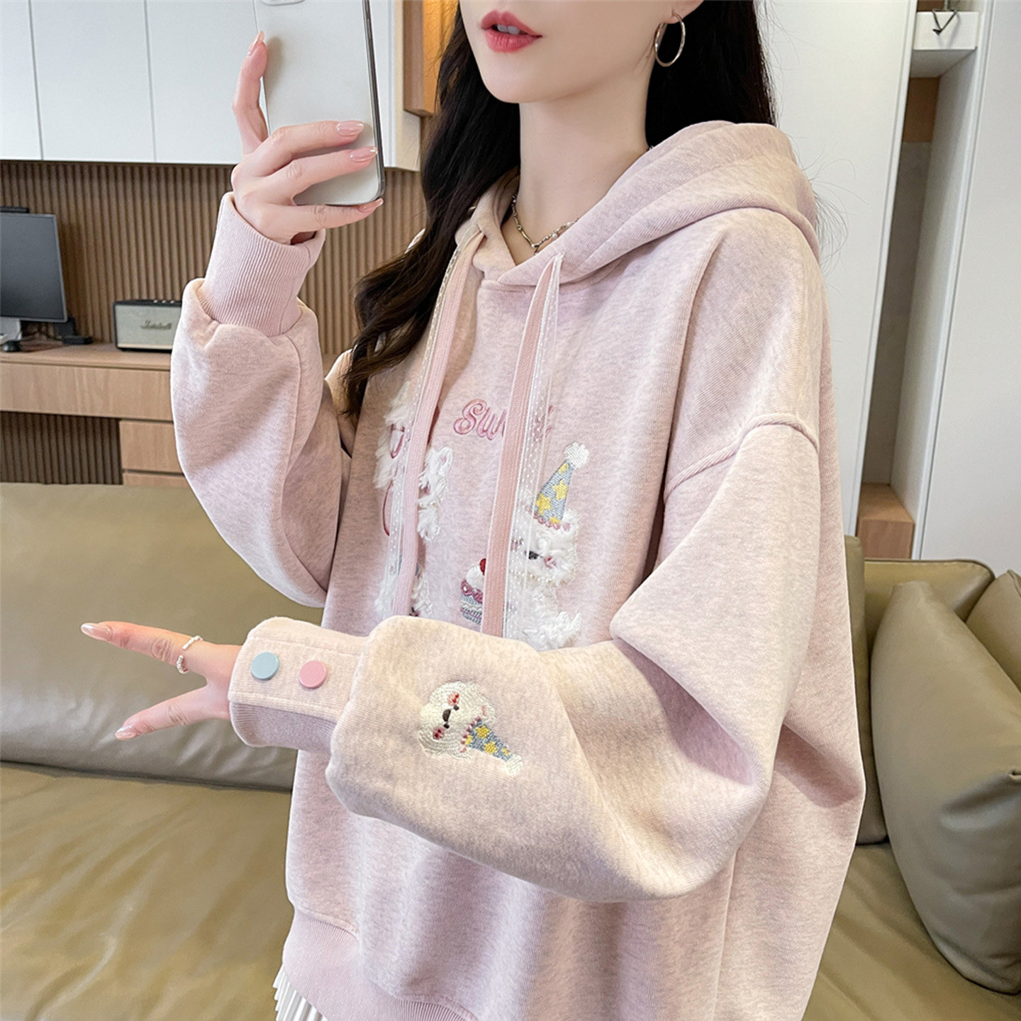 扎染重工刺绣连帽卫衣女2026新款春秋韩版宽松大码薄款初中生外套