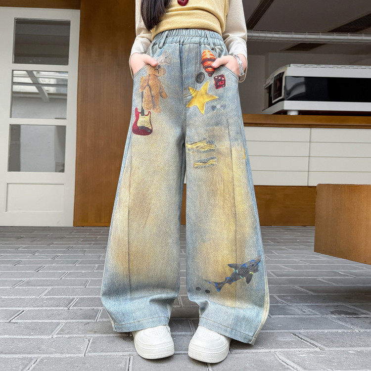 男童牛仔裤春秋款2026新款大儿童装痞帅休闲直筒阔腿裤子男孩春装