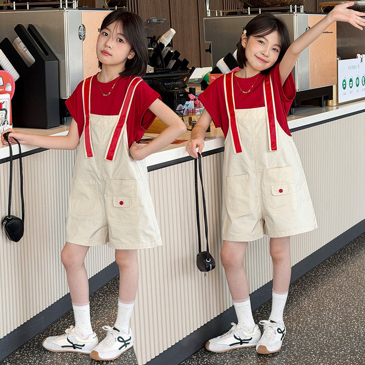 女童夏季薄款时尚韩系背带短裤套装2026新款女大童夏日T恤两件套