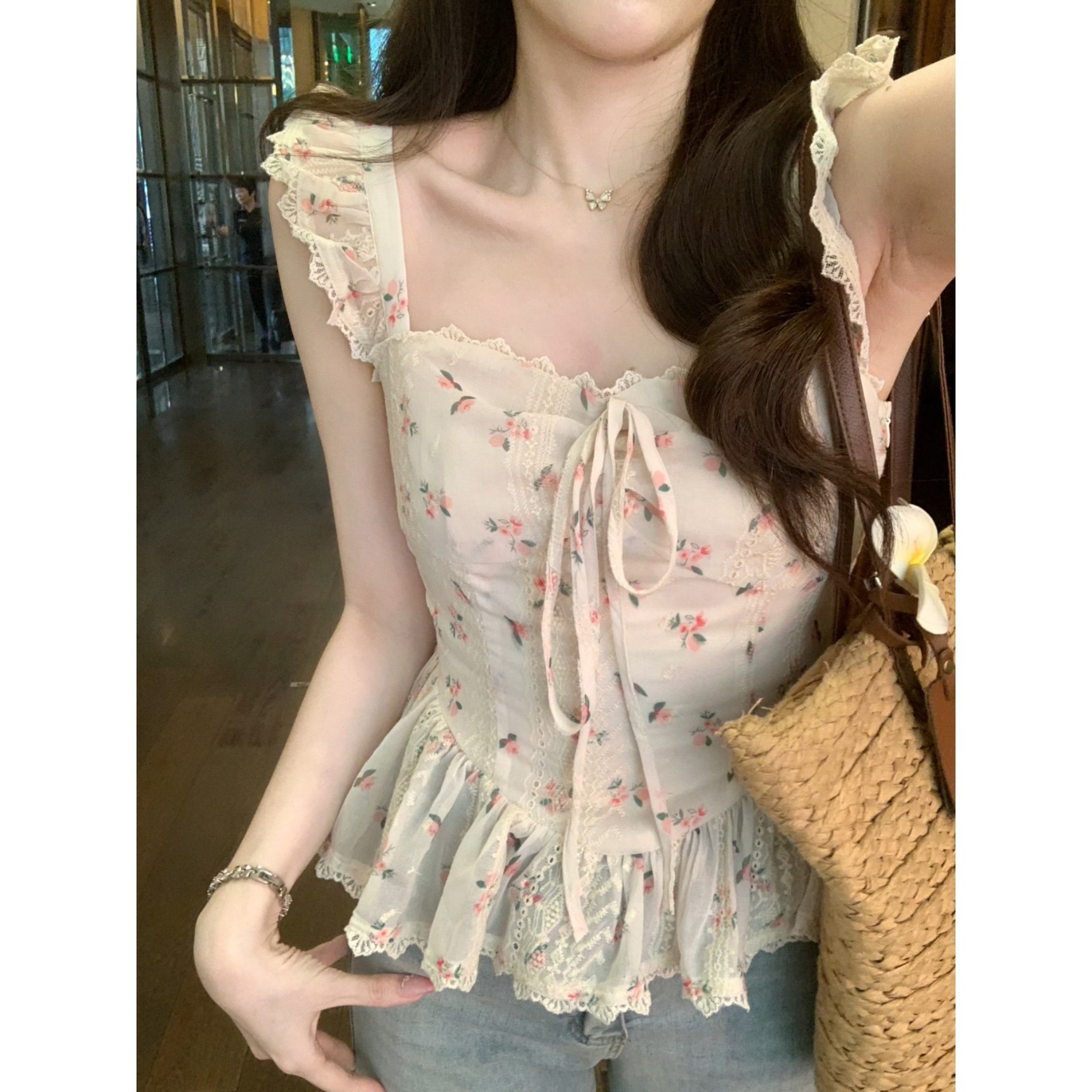 安璃 法式甜美茶歇碎花小飞袖上衣弹力打揽收腰小裙摆,女装/女士精品,蕾丝衫/雪纺衫,淘宝优惠券,粉丝福利购,淘宝优惠卷