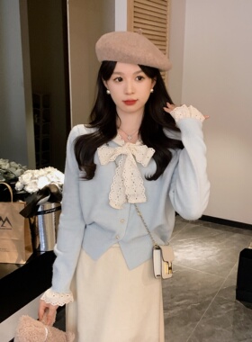 安璃 少女爱心扣蕾丝绑带甜美可爱毛衣