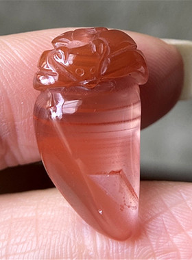 福从天降川料南红玛瑙小辣椒吊坠雕件 水红冰飘玉石雕刻挂饰项坠