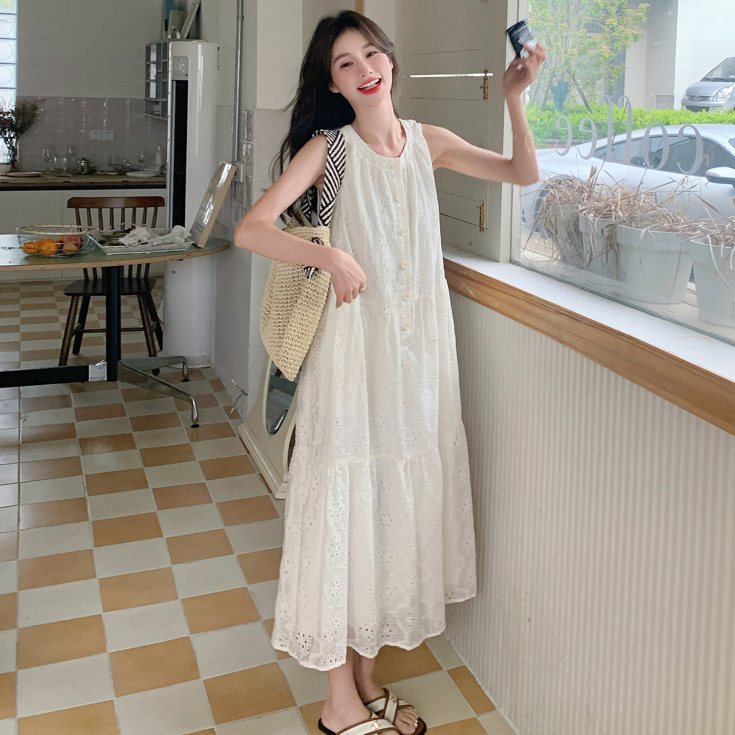 香草杏超仙无袖背心裙女长款2025夏新款法式甜美减龄温柔风连衣裙图片