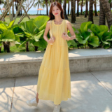 淡黄色无袖背心连衣裙女2025夏季时尚新款甜美森系少女小清新长裙，女装连衣裙，浙宝170