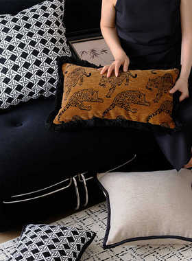 中古风复古豹子提花抱枕床上用靠枕靠垫沙发抱枕套腰枕民宿腰靠