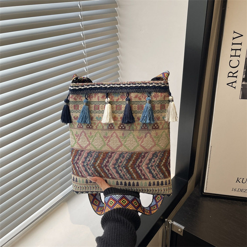 民族风西藏新疆旅游斜挎包
