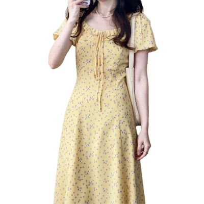 泡泡袖碎花连衣裙子女夏季今年新款法式气质海边度假收腰显瘦长裙