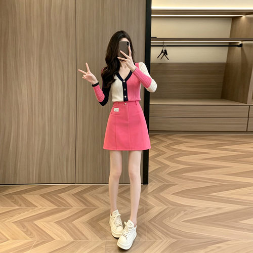 洋气时尚套装女春季穿搭减龄炸街拼色针织衫高腰半身裙两件套装