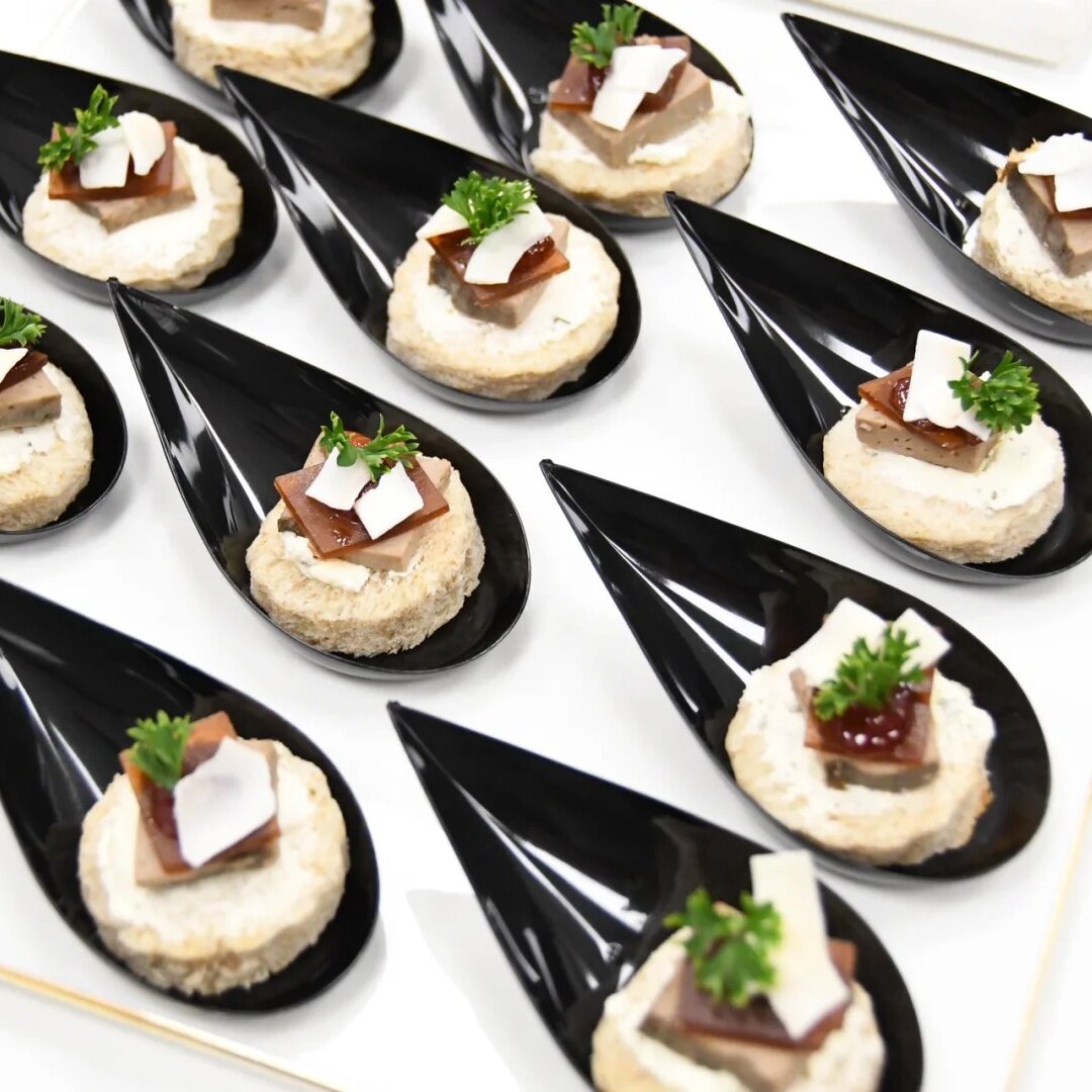 餐厅叶子勺水滴碟网红甜品台冷菜小食摆盘塑料黑色船形开胃菜碟