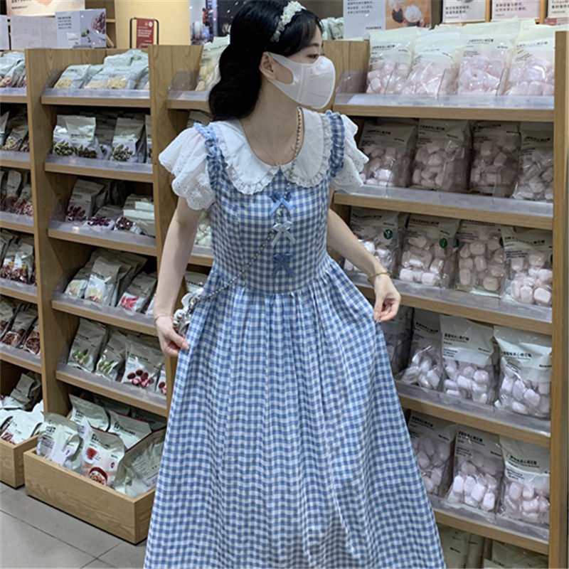 实拍甜美飞飞袖蓝色格子连衣裙娃娃领拼接刺绣荷叶收腰显瘦裙