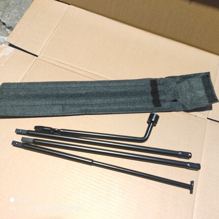 适用于郑州日产锐琪6 纳瓦拉H60轮胎套筒备胎摇把专用拆备胎工具