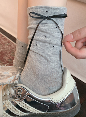 miu系灰色圆点袜子女中筒袜夏季薄蝴蝶结波点少女芭蕾风长堆堆袜