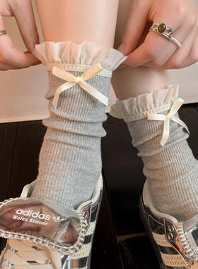 灰色蕾丝花边袜子女中筒夏季薄款芭蕾风纯棉堆堆袜miu系配小皮鞋