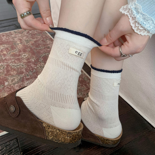 miu系白色布标棉袜子女夏季中筒