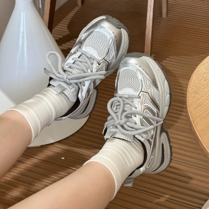 白色堆堆袜子女中筒纯棉ins潮春秋款黑色月子长袜秋冬配老爹鞋