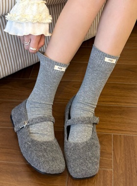 灰色字母布标卷边袜子女中筒棉袜秋冬季韩系抽条堆堆袜春秋无骨袜