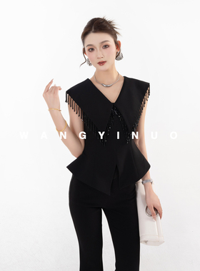 MD依诺【萤火水晶】2025夏季设计感气质法式轻奢百搭黑色显瘦上衣