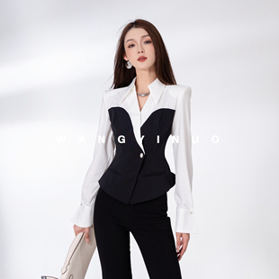 显瘦茶歇风时尚 MD依诺 新款 2026春季 黑白减龄上衣外套 质感碰撞