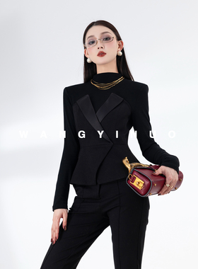 MD依诺【优雅永存】2025冬季款拼接收腰显瘦百搭修身长袖T恤上衣