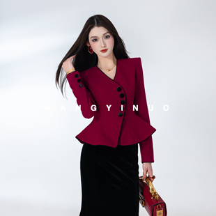 时尚 MD依诺 新款 2025秋季 重工设计感名媛轻奢西服外套 哑光质感